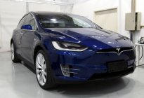 特斯拉Model X：月养车2千5，不符合百万身份？