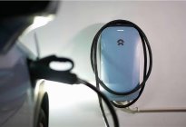 每周观察丨电池、充电桩“入保”，为什么还有人买燃油车？