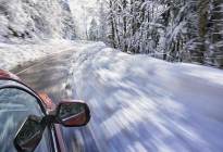 冬季驾驶小技巧