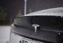 电动车替代燃油车进程加速，“油换电”到底有多香？