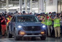 已在海外工厂下线、有望今年春季发布 马自达CX-50最新消息