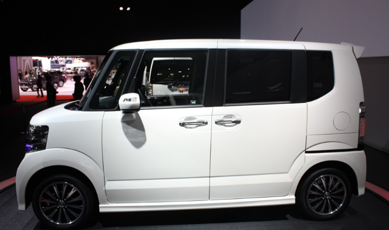 日本的 五菱宏光 长啥样 方正小盒子造型 内部空间不俗 新闻详情 买车网 日本的 五菱宏光 长啥样 方正小盒子造型 内部空间不俗 新闻详情 买车网