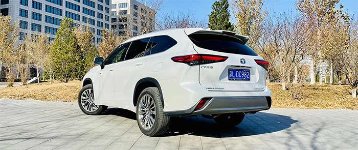 30万元家用利器 广汽丰田第四代汉兰达加速有多快 新闻详情 买车网