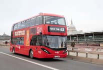 比亚迪再次助力英国巴士创新，成就绿色出行首选