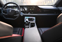 一汽首款自主轿跑SUV 奔腾B70S售价10.99万元起