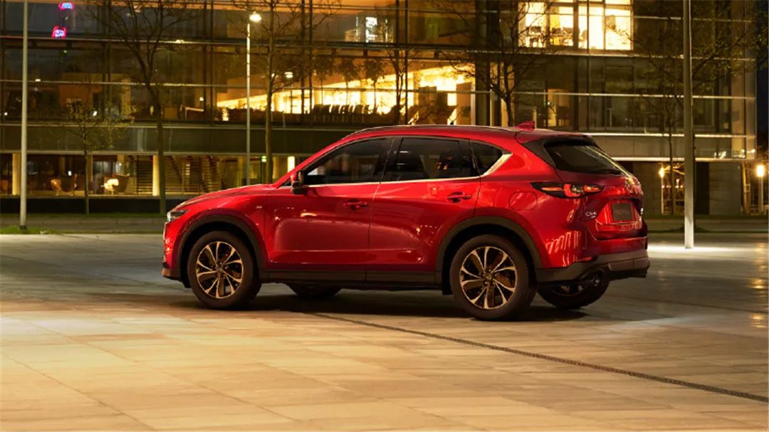 马自达新CX-5、长安UNI-V上市…丨今日车闻