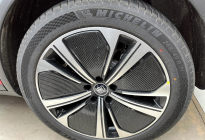 比亚迪新款唐EV实车现身，续航730km，新增6座版本