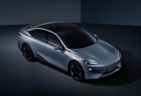 首发车型C385 长安深蓝全电数字平台发布