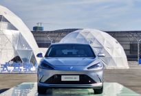 自主新能源中大型车型推荐：极狐阿尔法S对比汉EV您会选择谁？