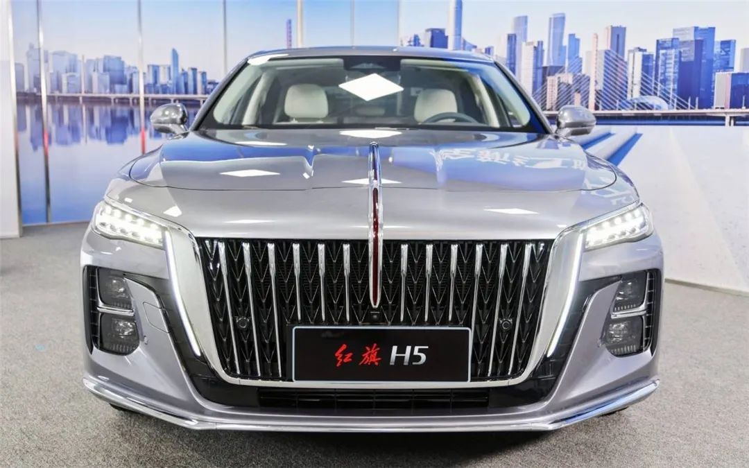 红旗全新H5开启预售，比亚迪护卫舰07细节曝光…丨今日车闻