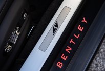 宾利飞驰S发布，将继续提供V8动力
