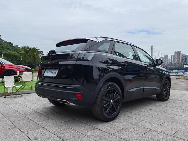 07万元起,官方直售,实拍东风标致全新4008炫夜版 - 新闻详情 - 买车网