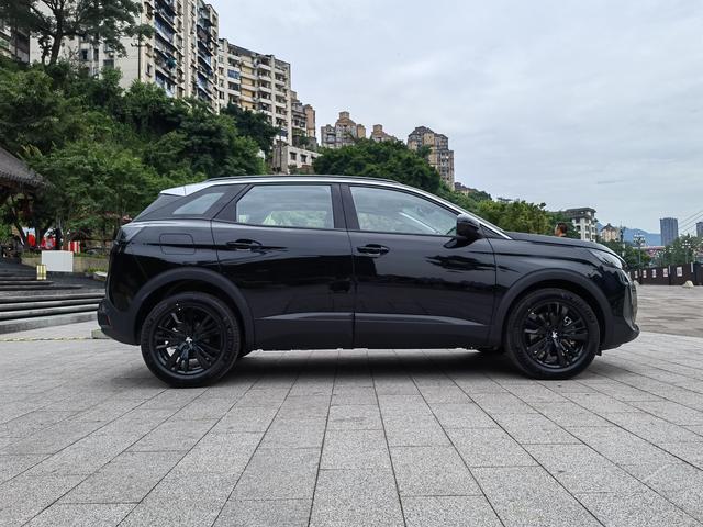 07万元起,官方直售,实拍东风标致全新4008炫夜版 - 新闻详情 - 买车网