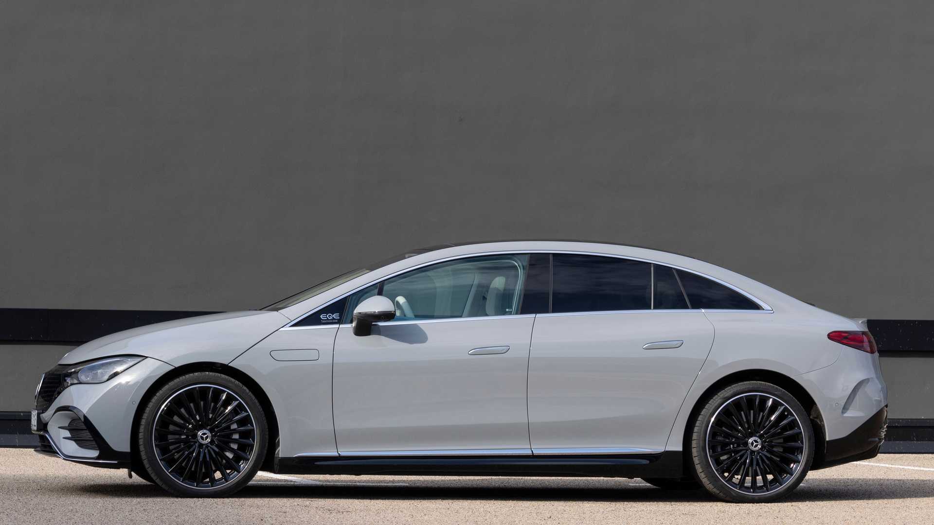 53万元起 国产奔驰eqe开启预售 最高续航752km - 新闻详情 - 买车网