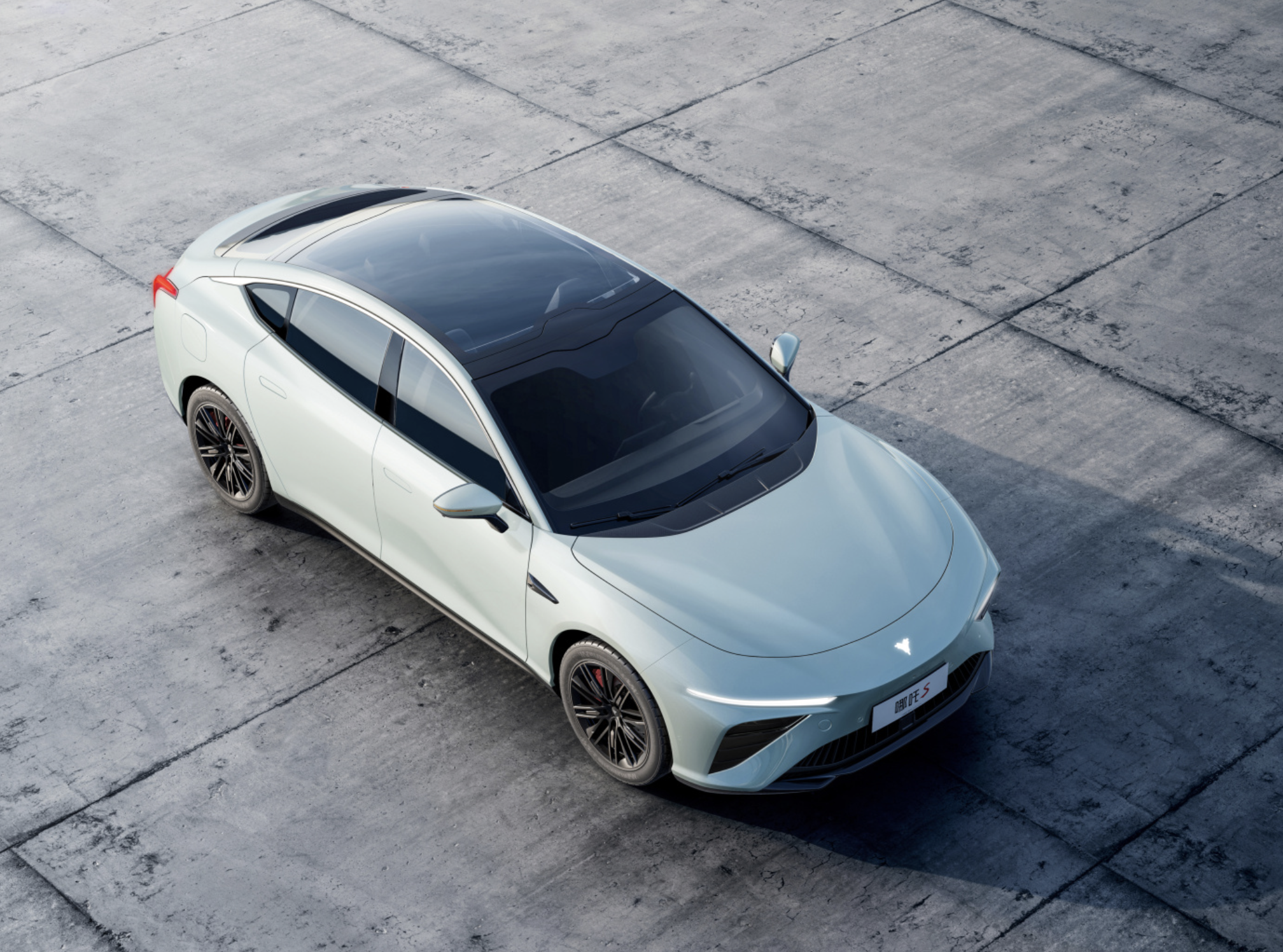 哪吒s上市,售价19.98万起 - 新闻详情 - 买车网