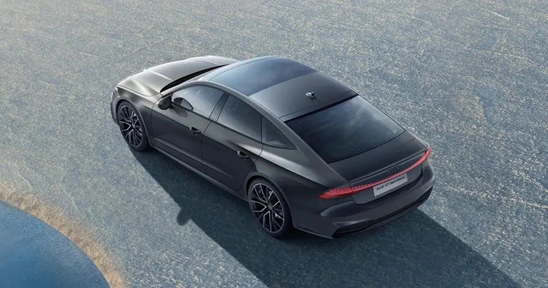 真正的西装暴徒30t溜背全时四驱新款奥迪a7上市