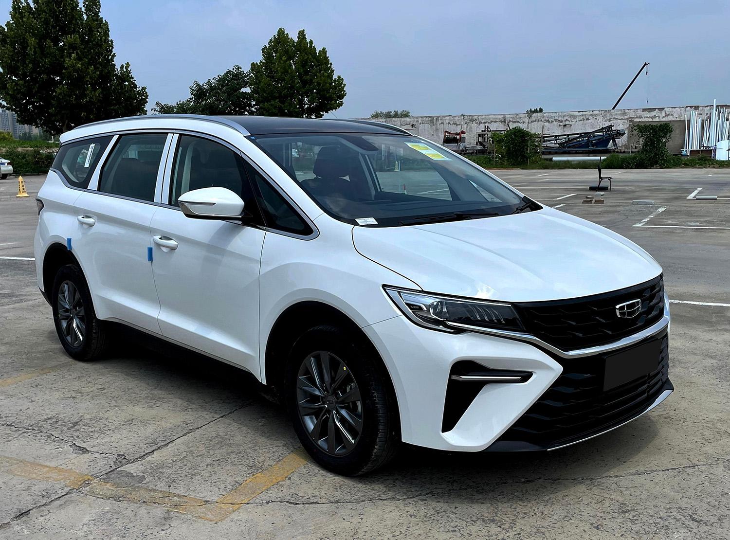 新款吉利嘉际实车曝光,酷似丰田赛那,车身加长,油耗降低 - 新闻详情 -