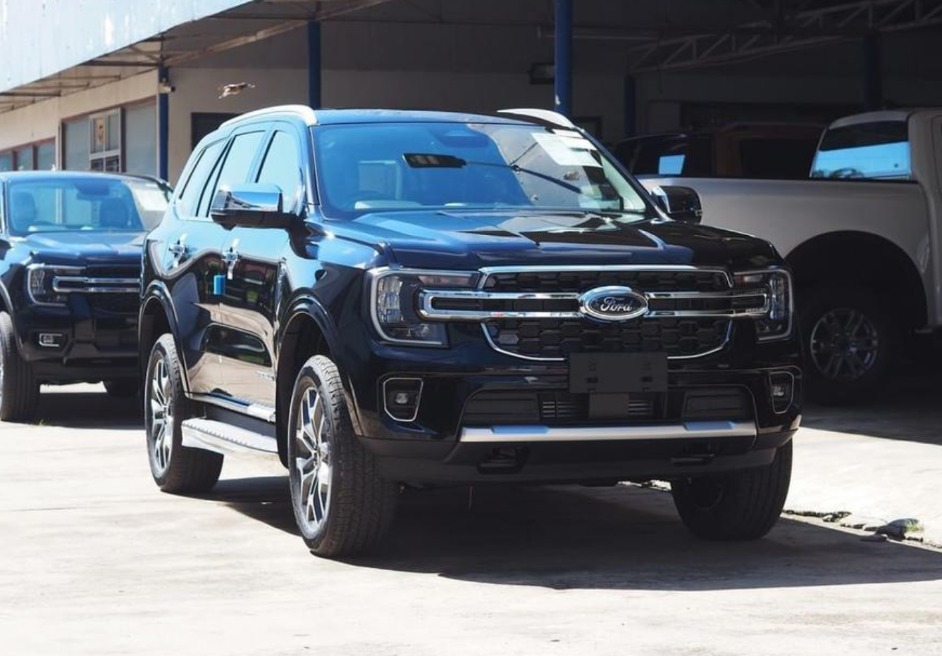 新一代福特撼路者实车曝光,霸气不输猛禽,还等普拉多?