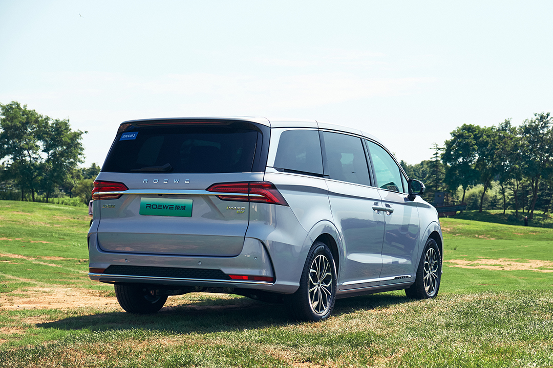 豪车般的内饰 试驾荣威imax8 ev - 新闻详情 - 买车网