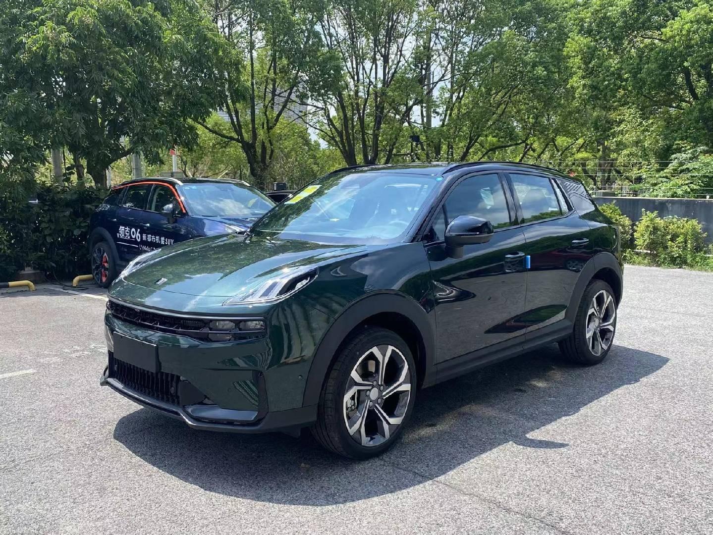 新款领克06实车现身,墨绿色涂装更战斗,换1.