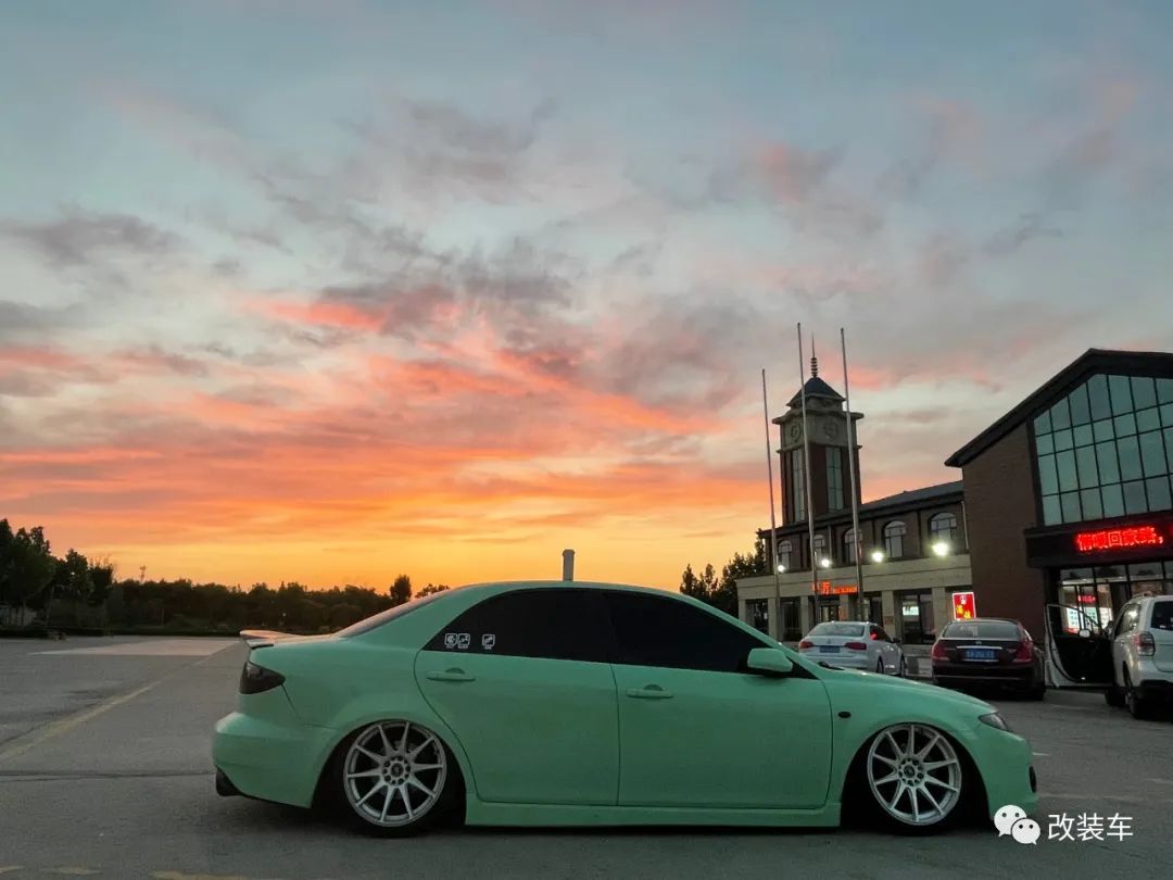 当年b级车中的"网红改装车型"马自达6,玩姿态风还是很有味道 - 新闻详