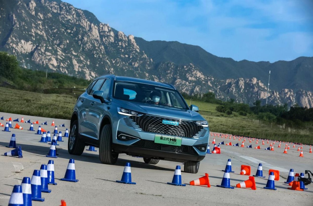 依旧能抗能打 场地试驾第三代哈弗h6 dht-phev- 买车网