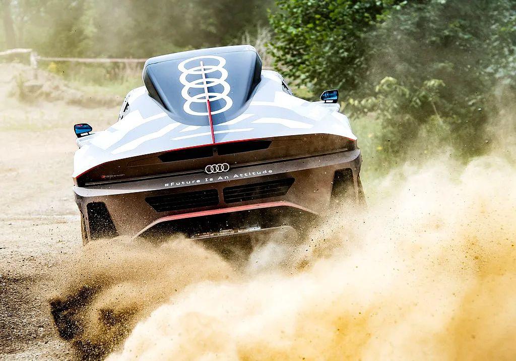 升级版奥迪rsq e-trone2将再次征战达喀尔拉力赛 - 新闻详情 - 买车网