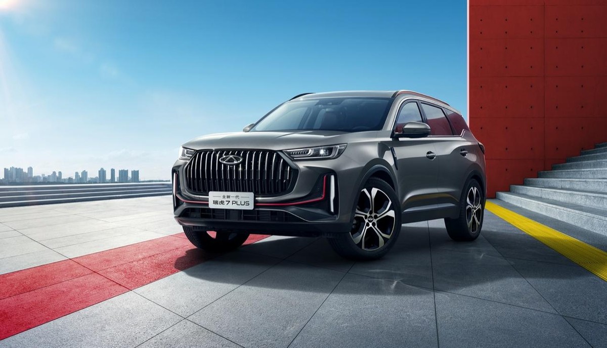 10万suv市场爆款!全新瑞虎7 plus预售10.