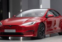 加速2.1秒，Model S新车开起来可能会忘踩刹车？