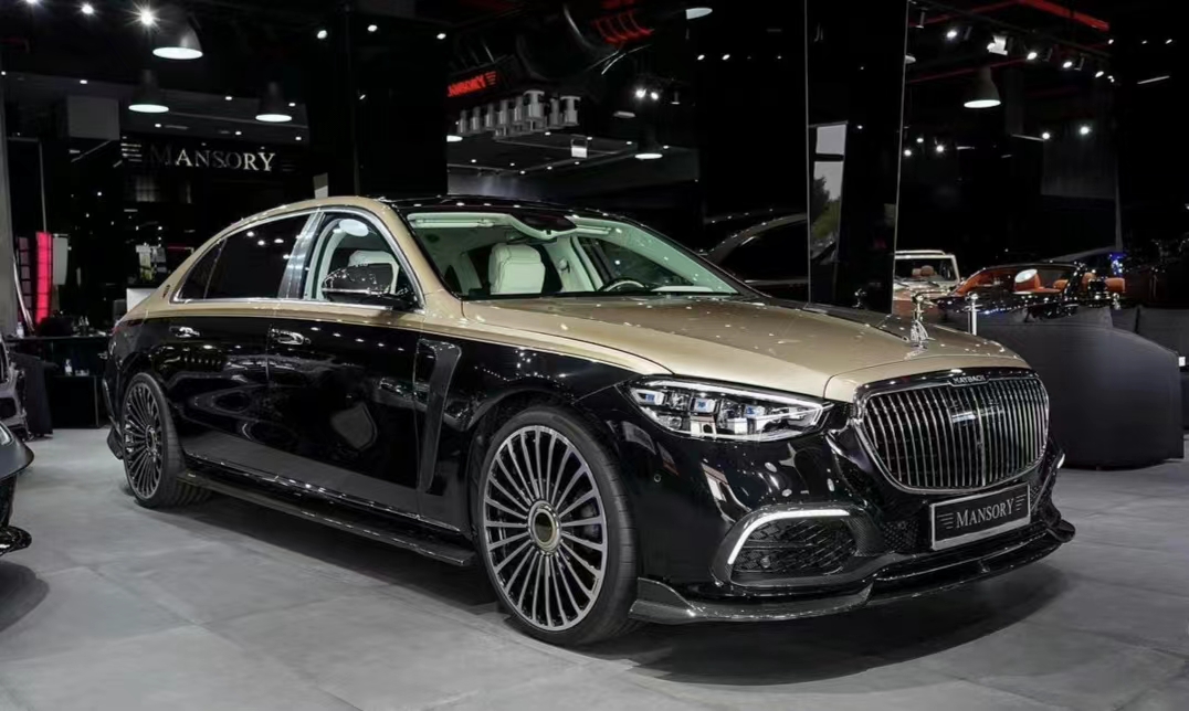 迈莎锐不愧是豪车灵魂升华者,特殊定制版迈巴赫s680 - 新闻详情