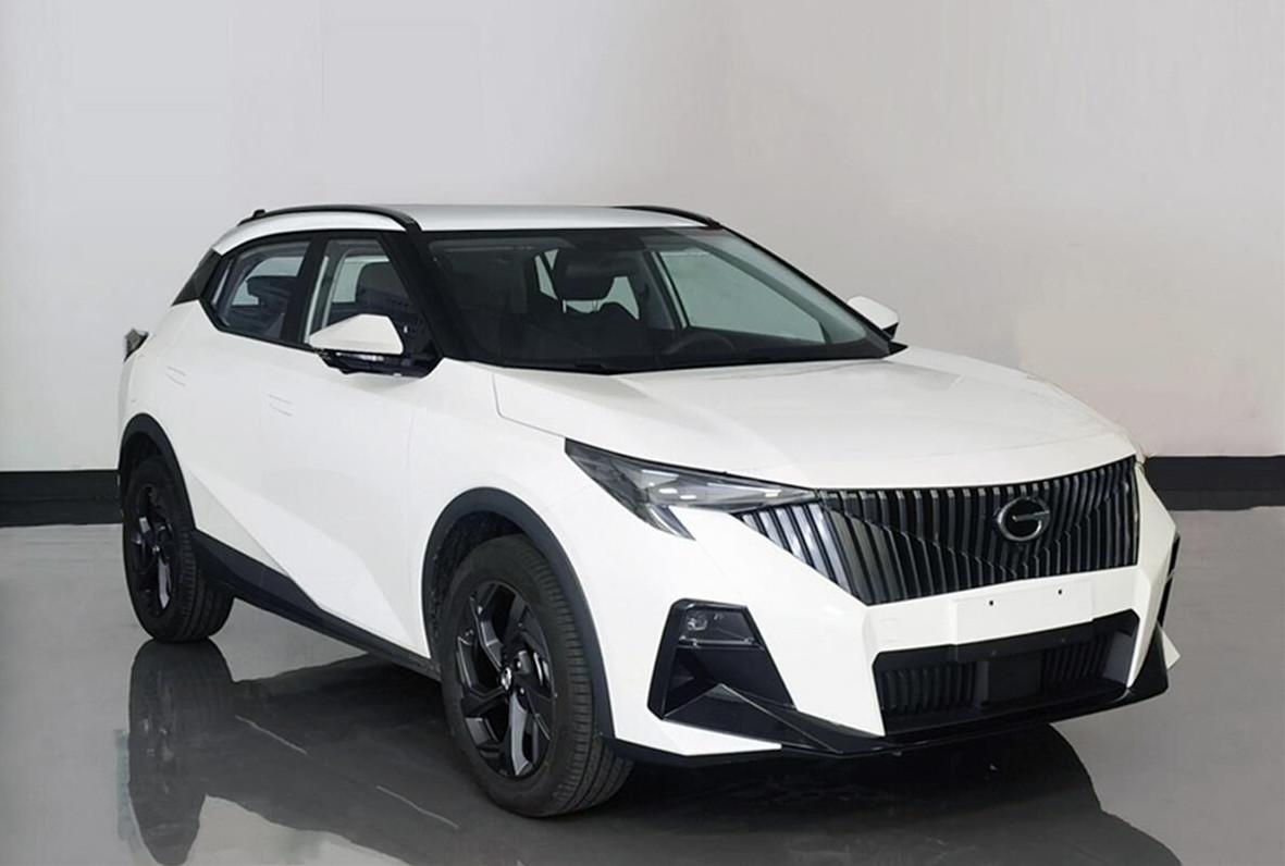 广汽传祺新款gs3实车曝光,中置排气,搭载1.