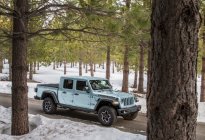 新增Earl配色、售695美元 2023款Jeep角斗士最新消息
