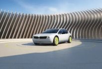 2025年“上车” ！BMW新一代平视显示技术CES亮相