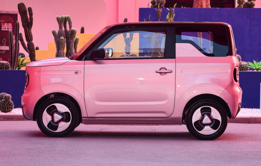 吉利新车要卷死宏光MINI EV？续航200km，还带快充！