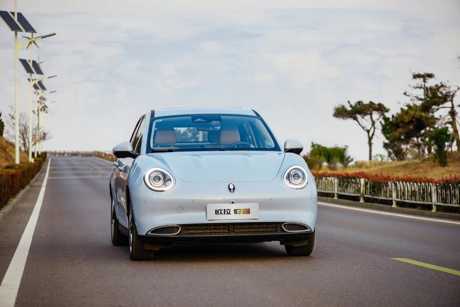 新款欧拉好猫实车内饰曝光!怀挡设计,有望配备最新车机系统- 买车网