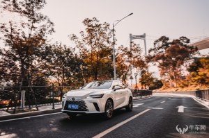 内外兼修不盲从 试驾全新雷克萨斯RX