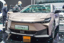 三电终生质保！这丰田纯电新车16.98万起 搭比亚迪技术！