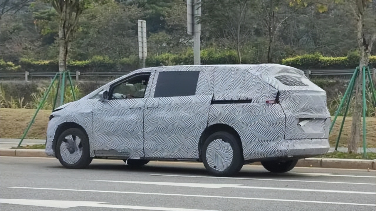 全尺寸SUV，猎装车，跑车！三月最有趣新车，都在这了！