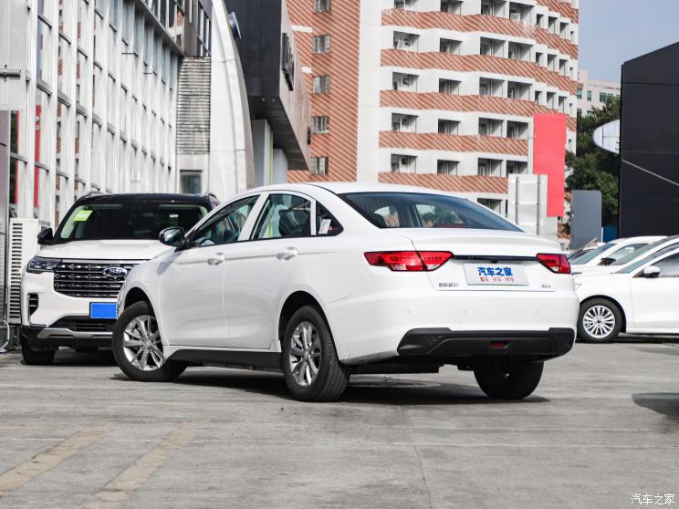 睿蓝汽车 枫叶60s 2023款 易行版 睿蓝汽车 枫叶60s 2023款 易行版