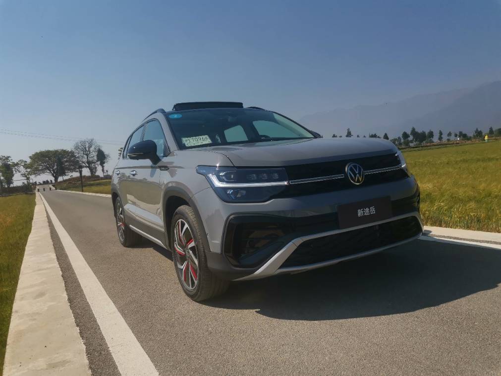 试驾上汽大众新途岳搭全新15t让强动力与低油耗兼得