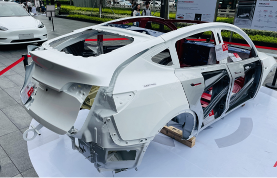 揭秘modely白车身:采用一体压铸,高强度钢占比57% - 新闻详情 - 买车