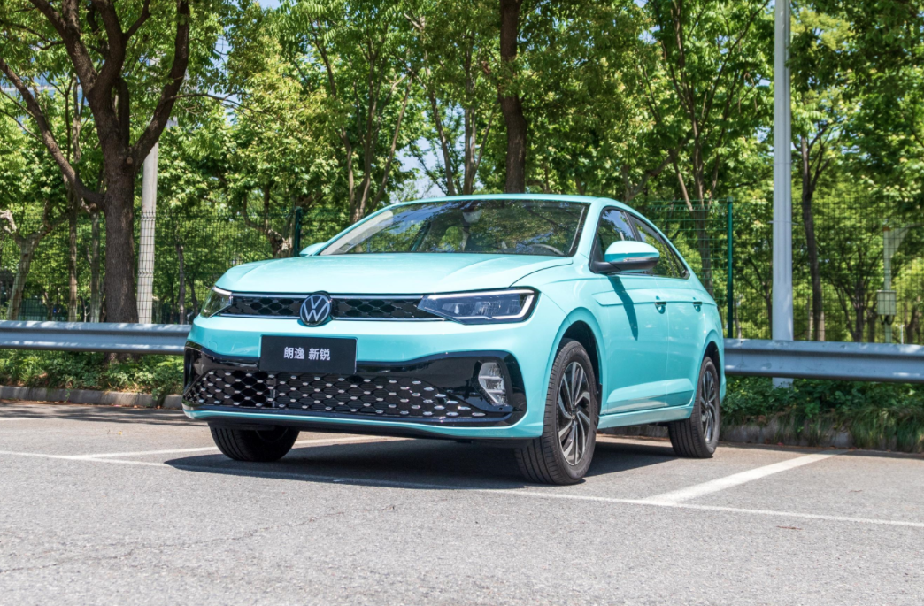 国民家轿再上新上汽大众朗逸新锐主打年轻牌