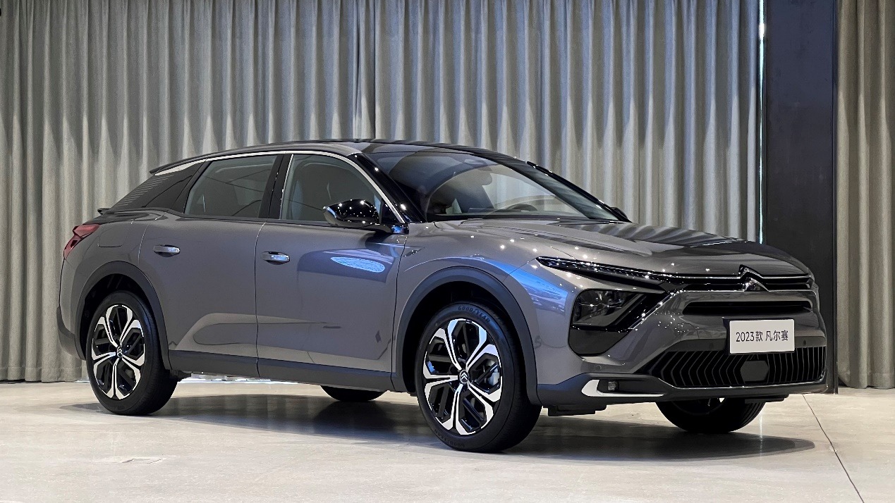 体验雪铁龙2023款凡尔赛c5 x,配置升级,更加超值全文- 买车网