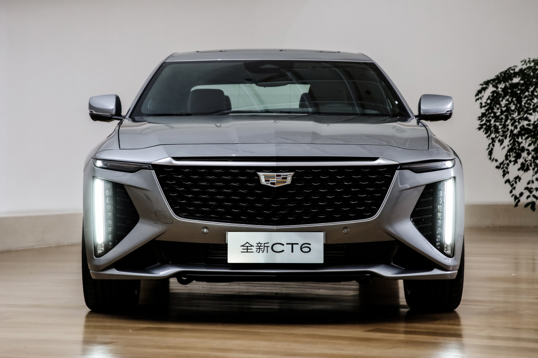 售价3597万元起新一代凯迪拉克ct6上市