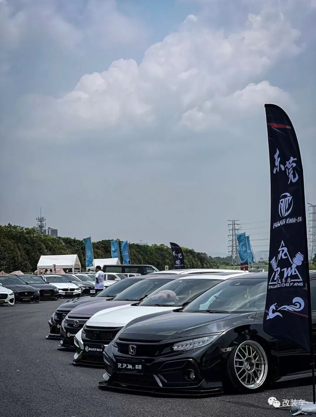 素雅姿态风的宝马325Li，优雅的姿态无需过多修饰
