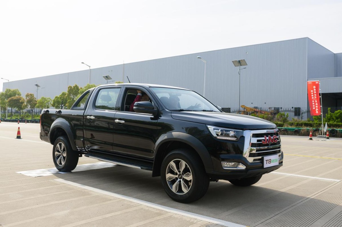 再添实力悍将江淮t8pro柴油自动挡正式上市