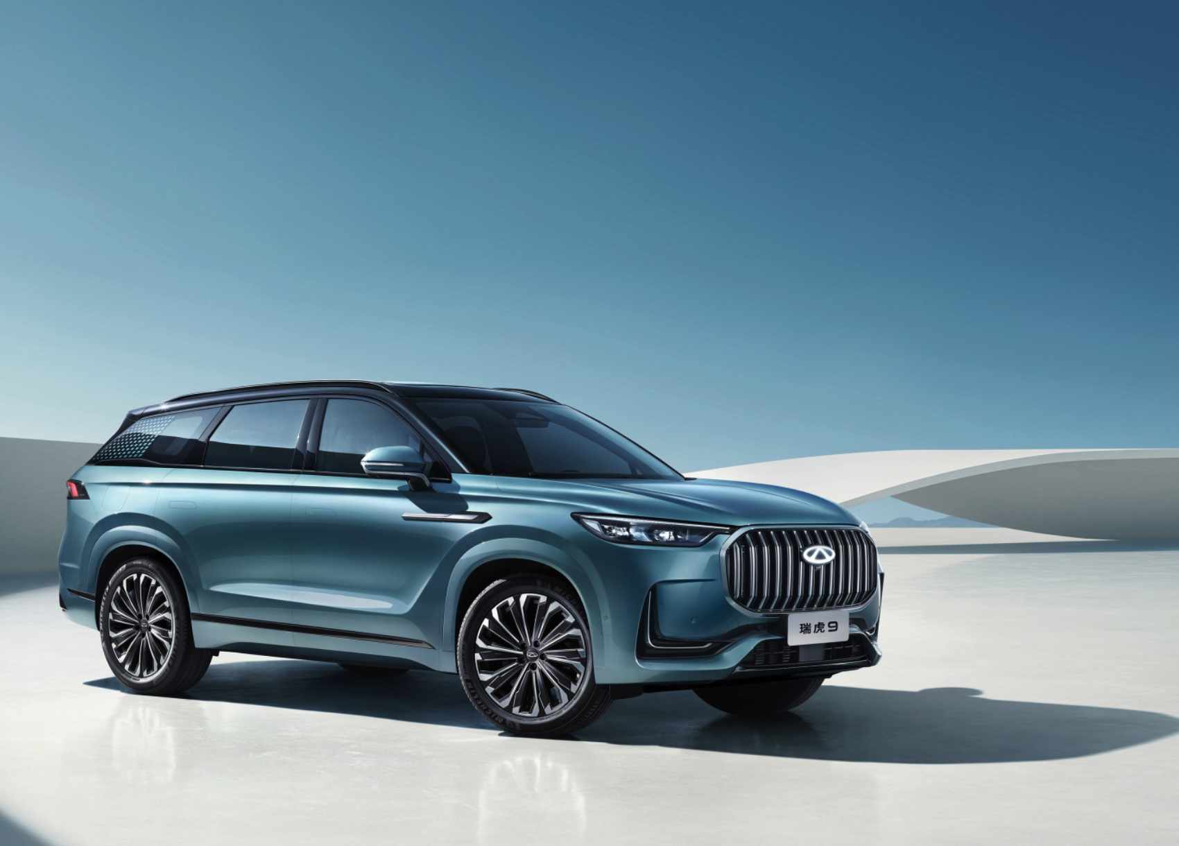 奇瑞王登场!全系2.0t 可调悬架 这新车20万内无敌?