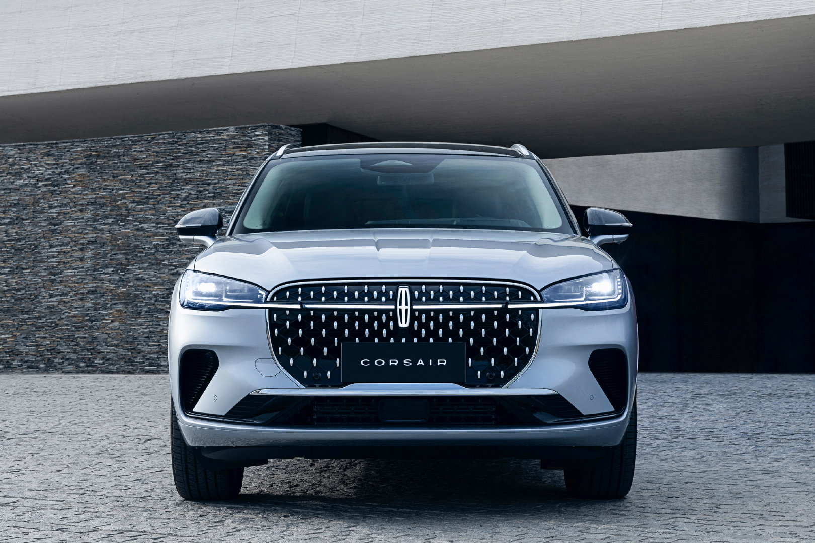 全新林肯冒险家深圳上市售价24583458万元