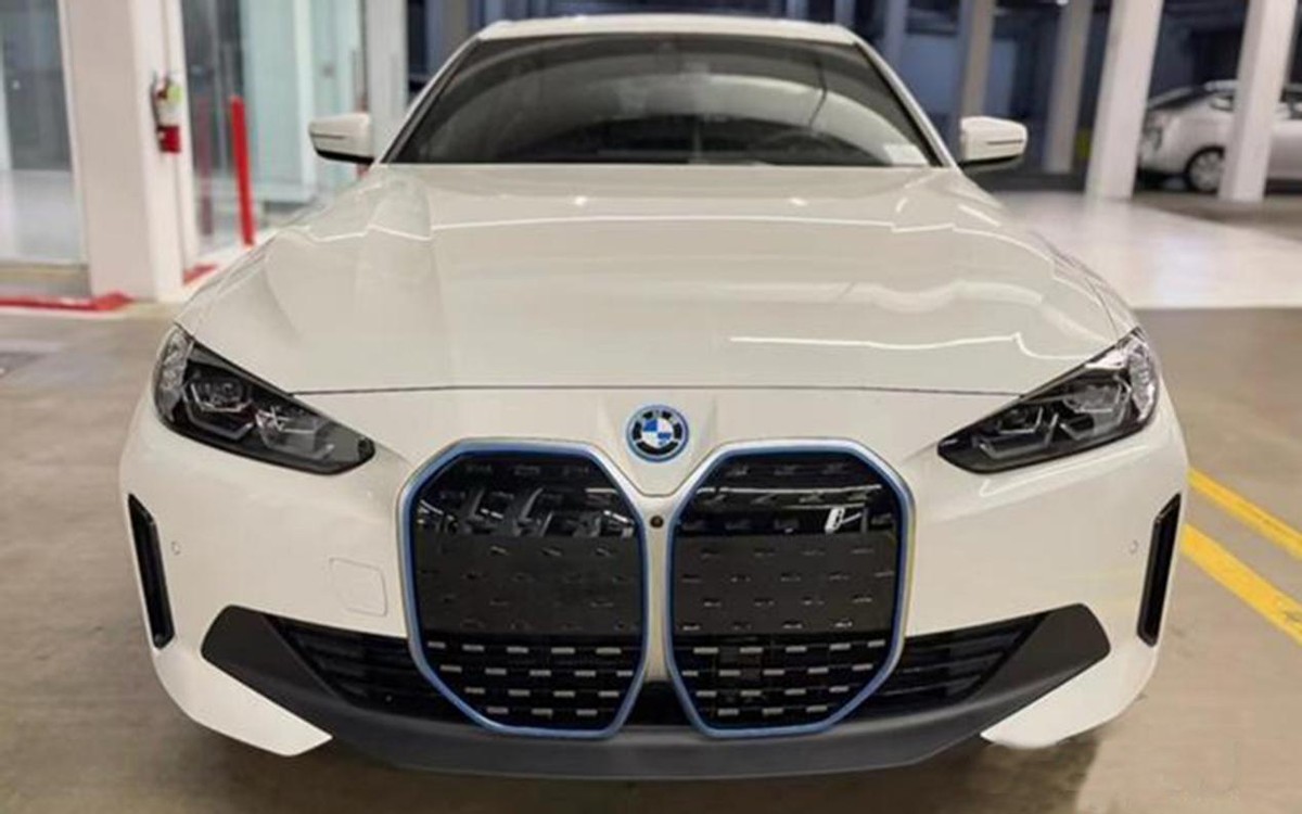 新款宝马i4将上市动力更弱配置降低42万起你买吗