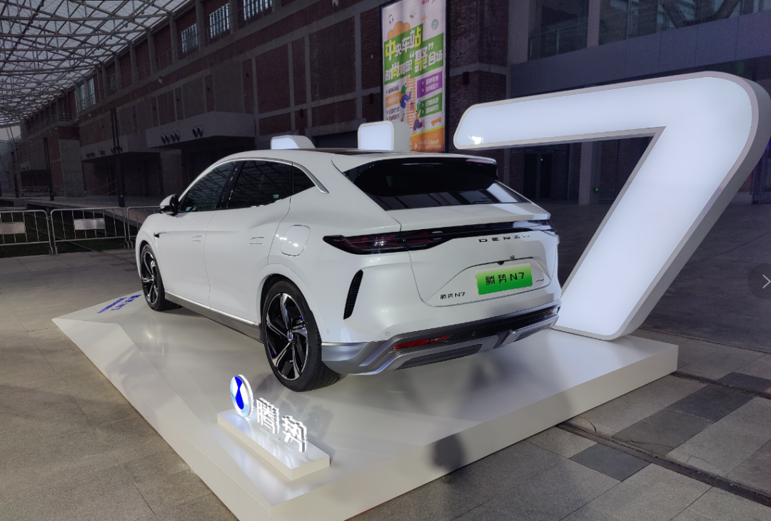 集比亚迪最新技术于一身，腾势N7能成30万级新爆款吗？